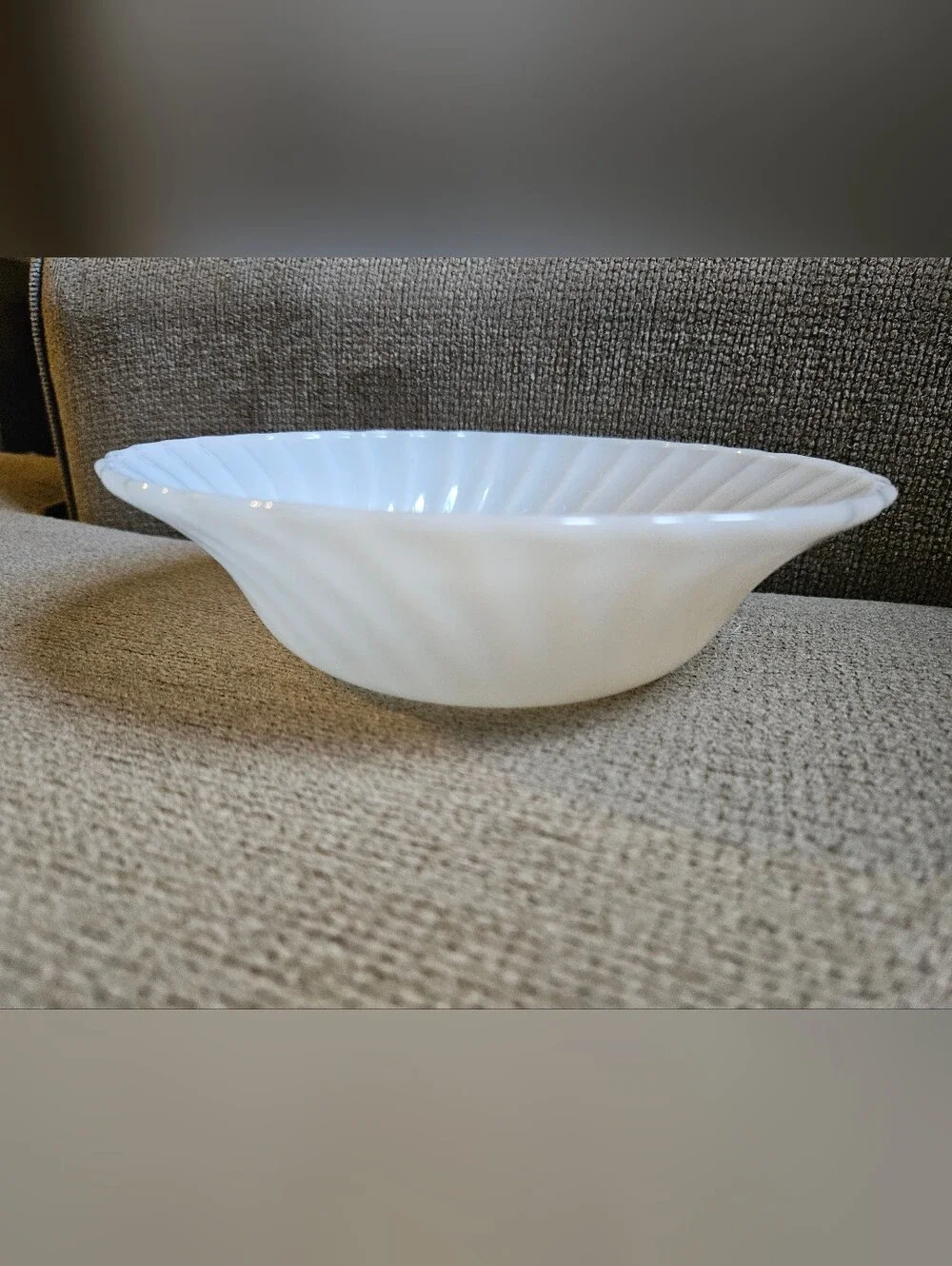 Vintage Anchor Hocking White Milk Glass Bowl Swirl Pattern